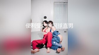 舞蹈老师为了让学生看清肢体动作,特意不穿衣服亲自示范《荷塘月色》舞蹈动作,仅限女生舞蹈班内部交流