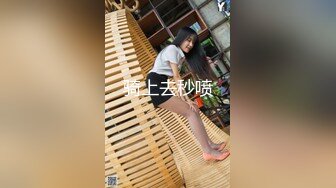  白皙韵味轻熟女露脸卖力深喉骚的不行，女上位清晰深入，掰腿侧入