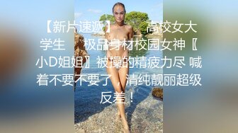 熟女的诱惑镜头前的呻吟，听狼友指挥开档丝袜舔弄假鸡巴，大黑牛自慰骚逼呻吟撅着屁股给狼友看骚逼别错过