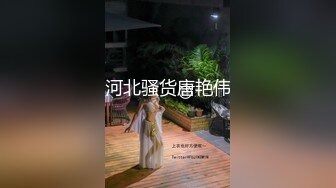 三个嫩妹小姐姐，被炮友玩穴操逼，假屌插多毛嫩穴，水嫩多汁，三女互揉奶子自摸，嫩穴妹妹换着操 (1