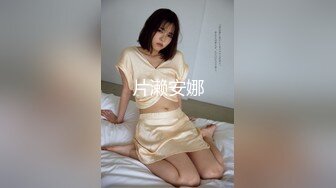 【这大哥一点也不怜香惜玉】床上玩弄风骚小少妇，全程露脸骑在脖子上草逼玩弄，对着镜头抠逼给狼友看精彩刺激