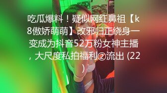  甜美骚骚小妞和小男友居家操逼，短裙骑在身上抽插，搞一会自己拿道具自慰，男友JB有点小，貌似满足不了