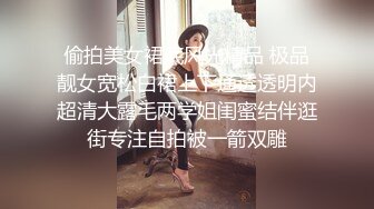 美乳小少妇颜值不错跟小哥激情啪啪，让小哥亲着小嘴后入爆草，揉着骚奶子好刺激，后入抽插奶子乱晃好诱人