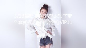 群P4个高挑大美人，其中一位大眼超高颜值像新疆人